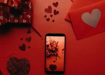 Kalipli zarf kutu kalpli görselli telefon